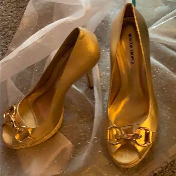 Boston Proper open toed shoes - Picture 2 of 6